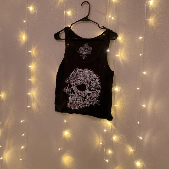 Iron Fist Skull Crop Tank Top - Picture 2 of 2